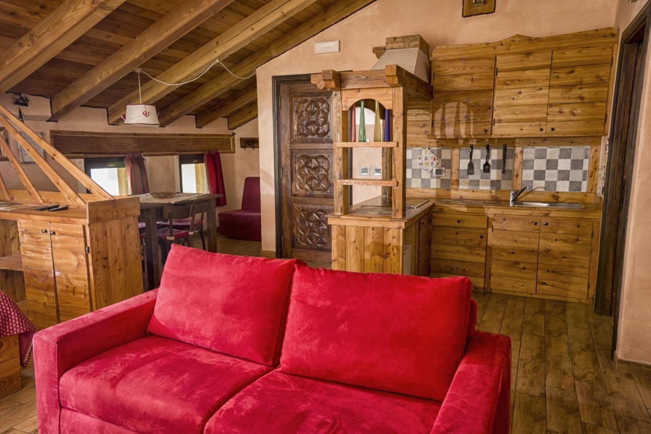 Agriturismo B&B Chevres A Cheval Charvensod Ngoại thất bức ảnh