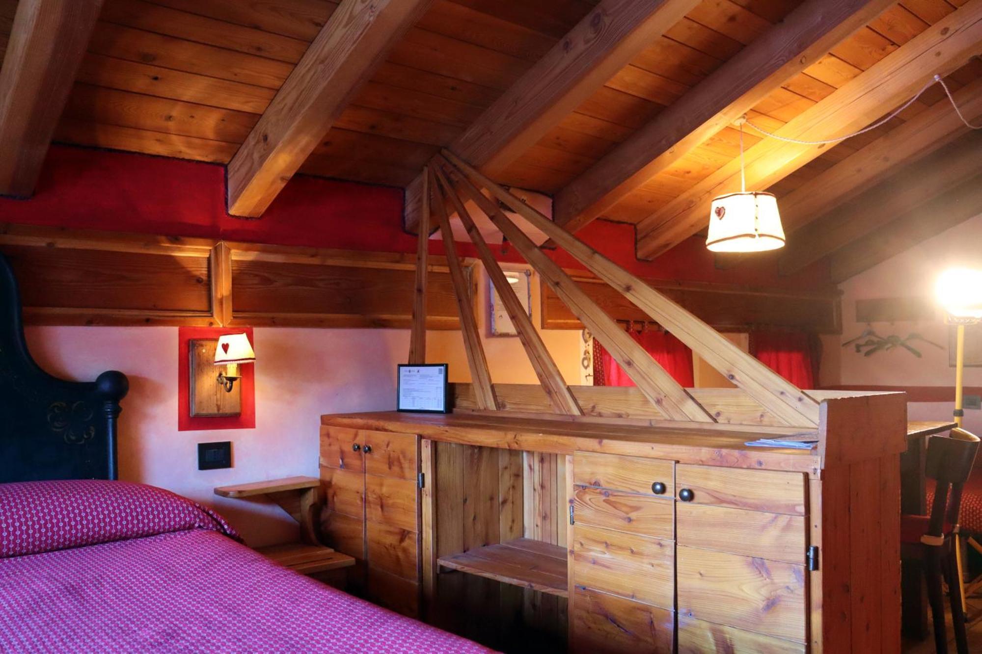 Agriturismo B&B Chevres A Cheval Charvensod Ngoại thất bức ảnh