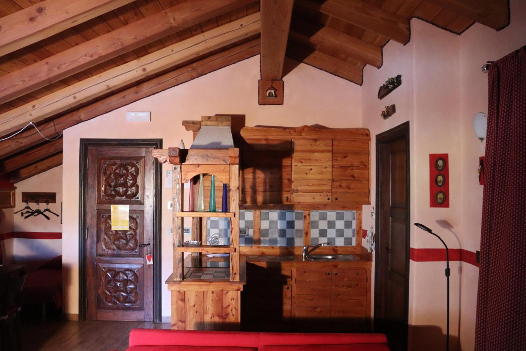 Agriturismo B&B Chevres A Cheval Charvensod Ngoại thất bức ảnh