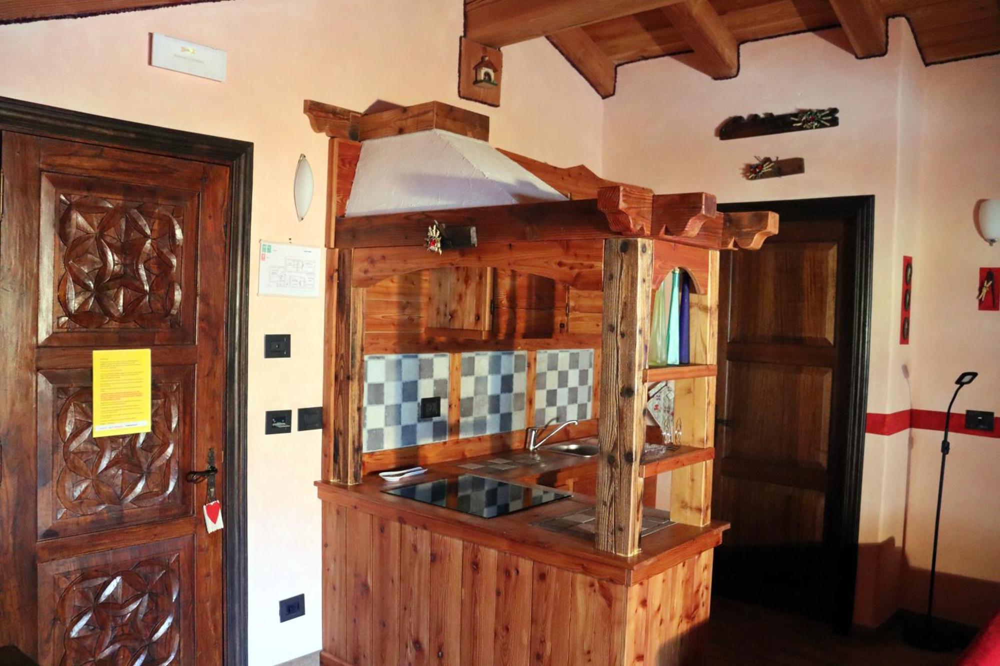 Agriturismo B&B Chevres A Cheval Charvensod Ngoại thất bức ảnh
